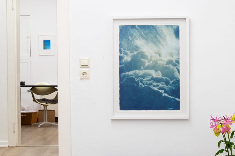 Kathrin Edwards_blue memories and a light sky_JRitterskamp_2025_Düsseldorf_069